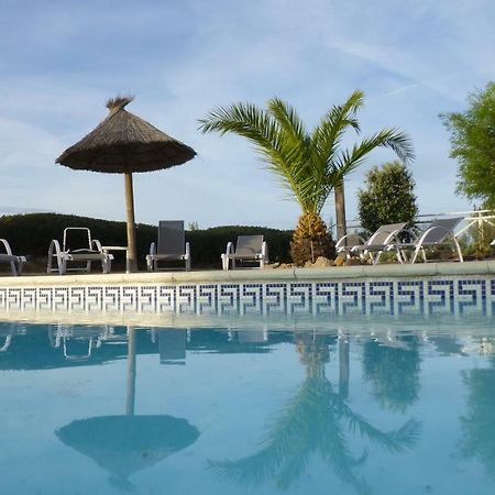 Les Hotes De La Combe Mouis Creissan Esterno foto
